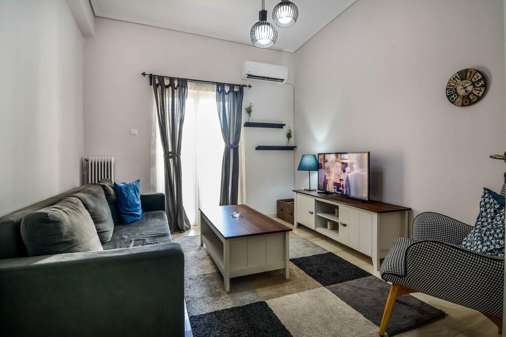 "Daydreamers Flat", Staircase To Neos Kosmos Ateny Zewnętrze zdjęcie